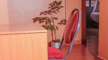 Comfort Double or Twin Room, Patio, City View | Interior