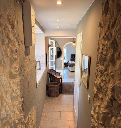 Villa de charme accès rivière jardin privé 6 - 8 p