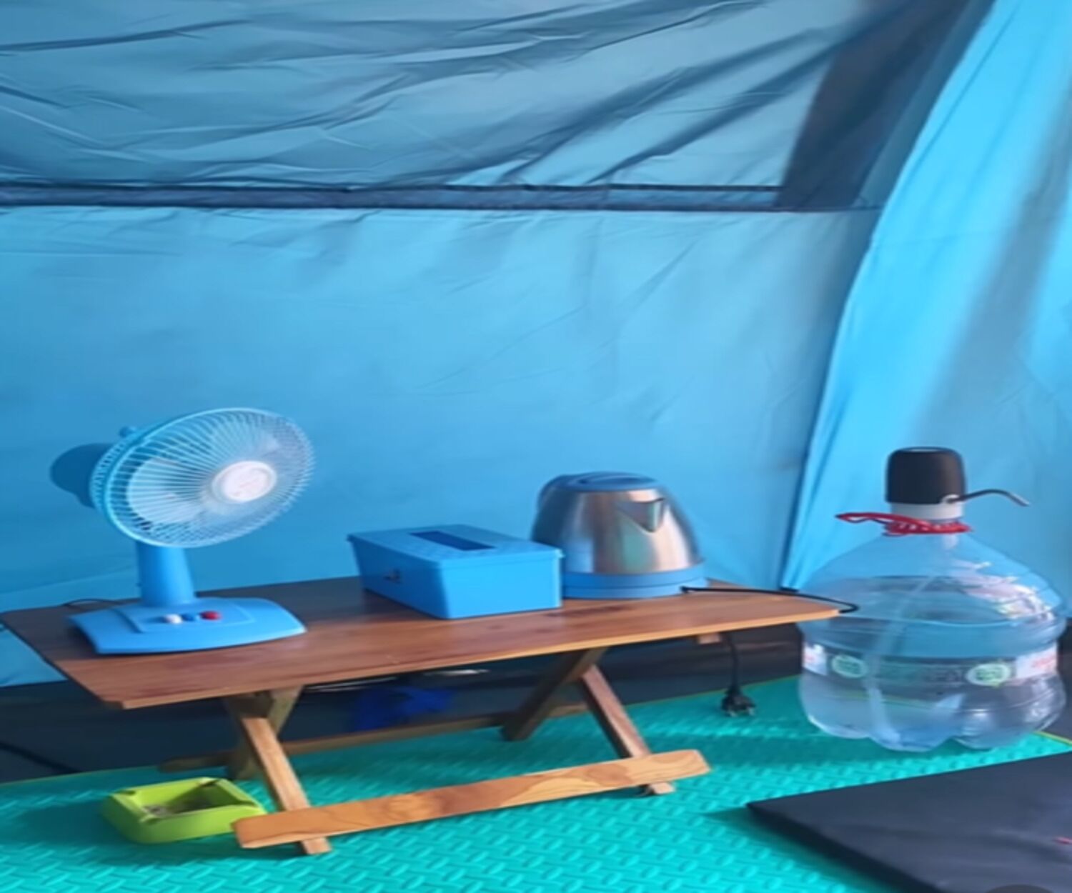 Tent, uitzicht op rivier | Overig