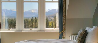 Lynwilg House - Large Group Holiday Home