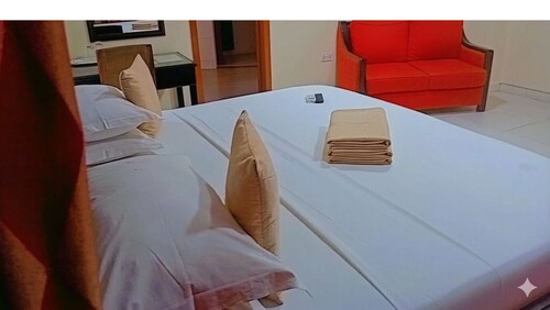 Monsoon Hotel Ltd