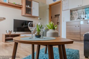 Dining - Vrbo Property (Hooksiel)