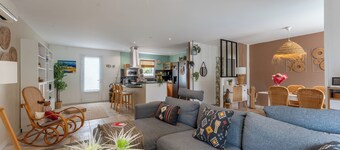 Quiet villa with a heated pool and gym on the Côte Bleue and in Marseille