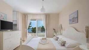 Room - Villa Lara (Primošten)