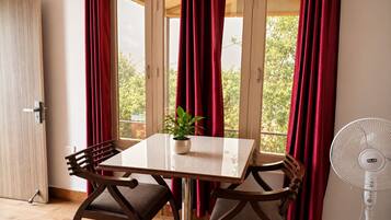 Cottage, Hill View | Valley view