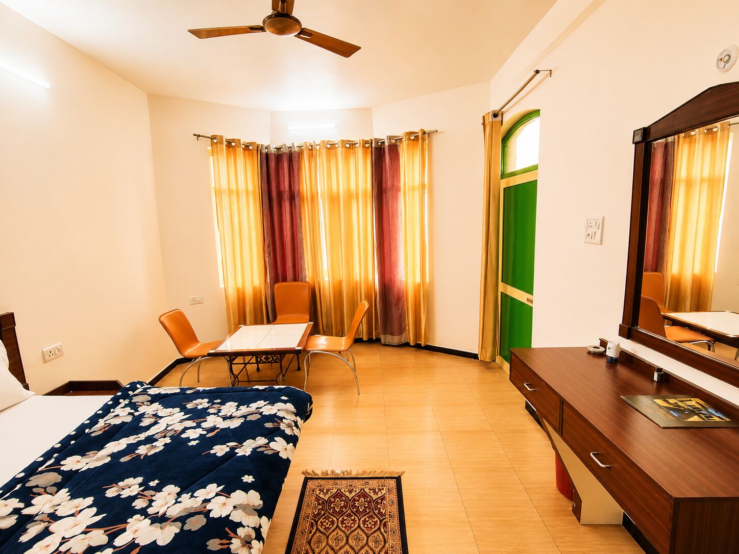 Deluxe Room, Hill View | Desk, laptop workspace, blackout curtains, rollaway beds