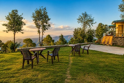 Hotel Hill Top Forest Palace
