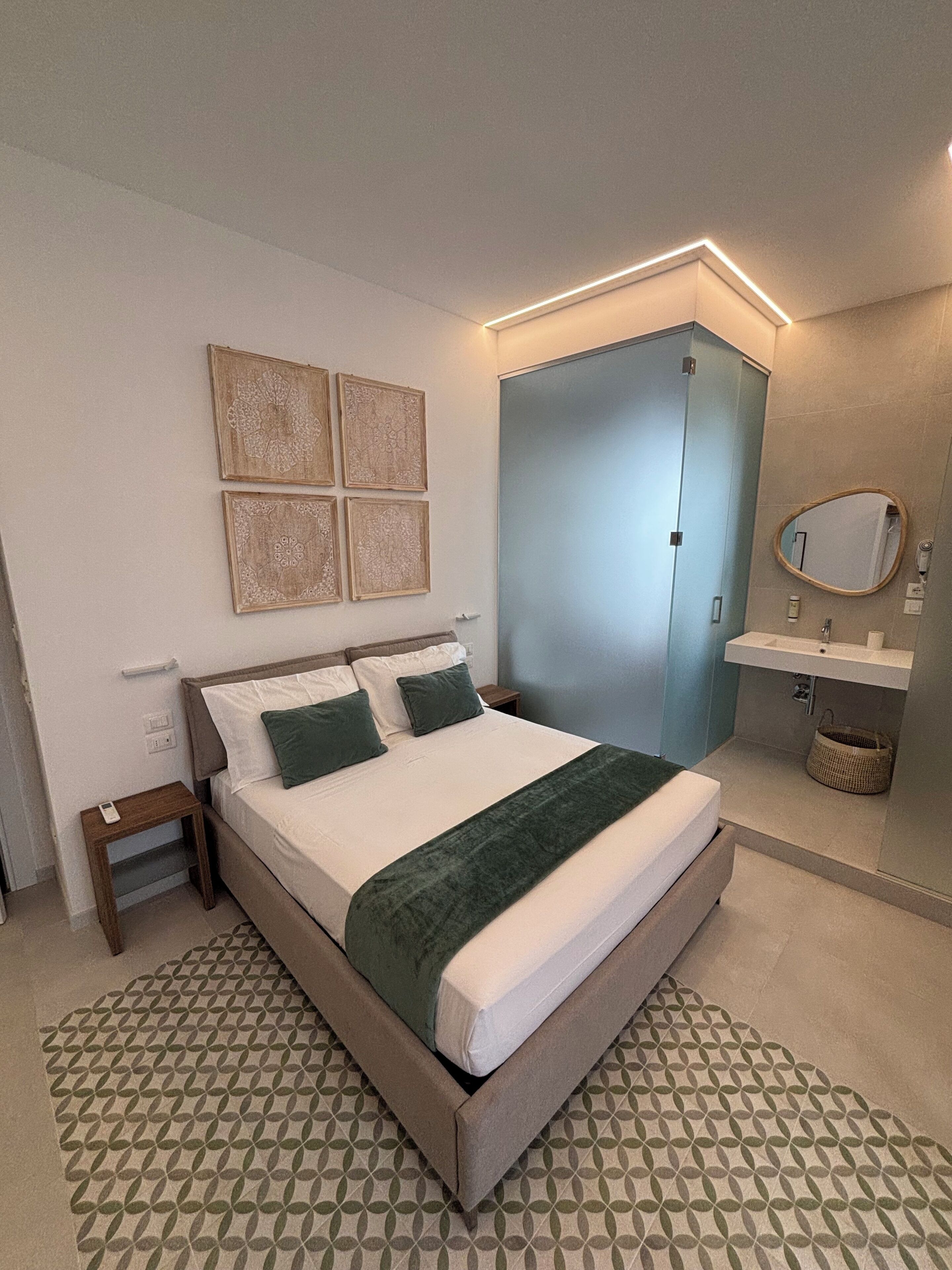 Quarto casal | Cofres nos quartos, escrivaninha, Wi-Fi de cortesia