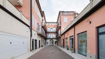 Esterni
