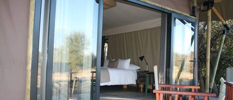 Deluxe Double or Twin Room, Patio, River View | Terrace/patio