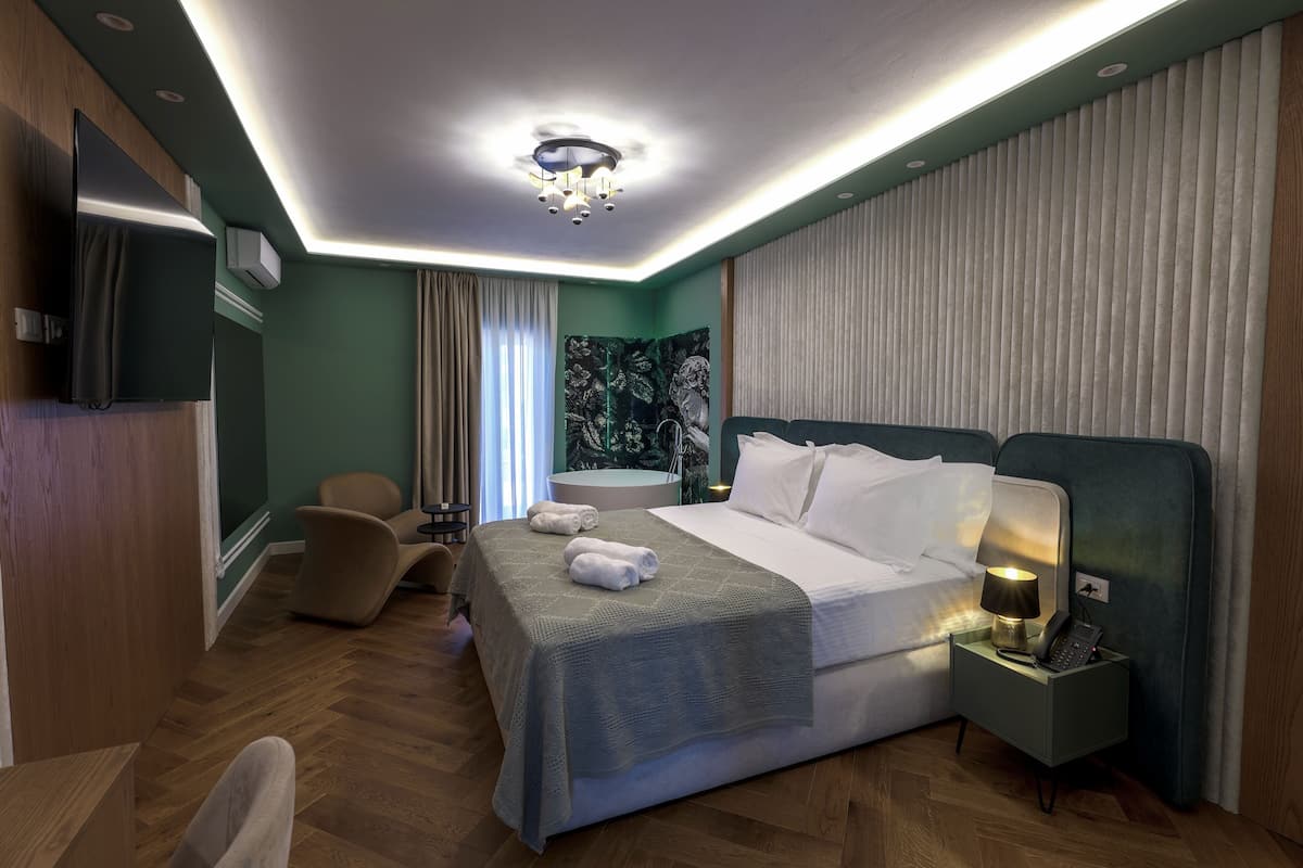 Deluxe-Doppelzimmer | Schreibtisch, kostenloses WLAN, Bettwäsche