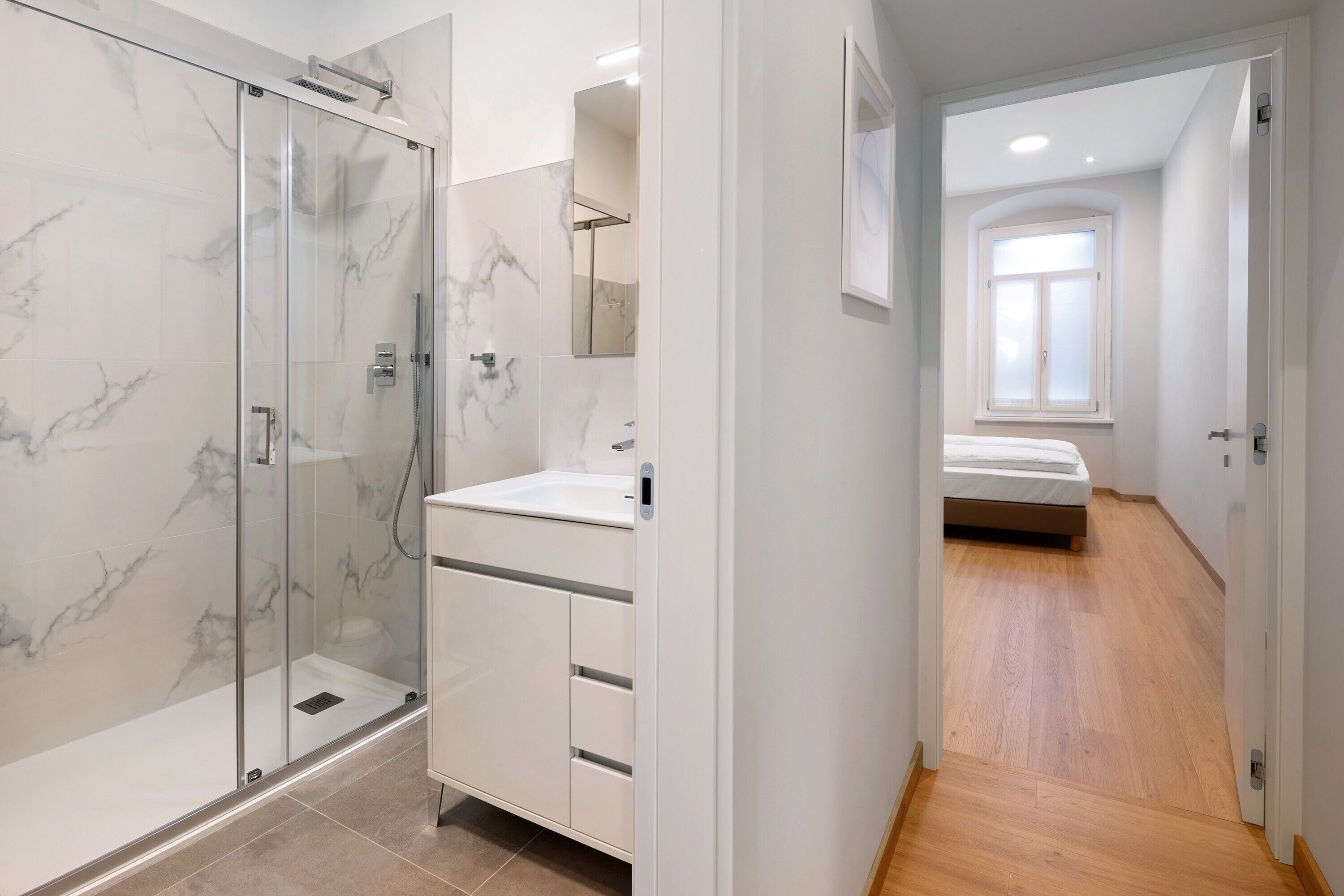 Douche, serviettes fournies