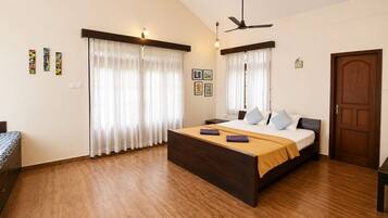 Deluxe Room | Free WiFi