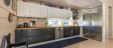 Comfort-Apartment, 3 Schlafzimmer, Sauna | Eigene Küche | Großer Kühlschrank, Mikrowelle, Ofen, Herdplatte