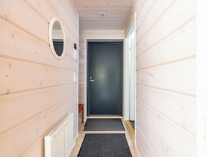 Comfort Apartment, 3 Bedrooms, Sauna | Bahagian dalam