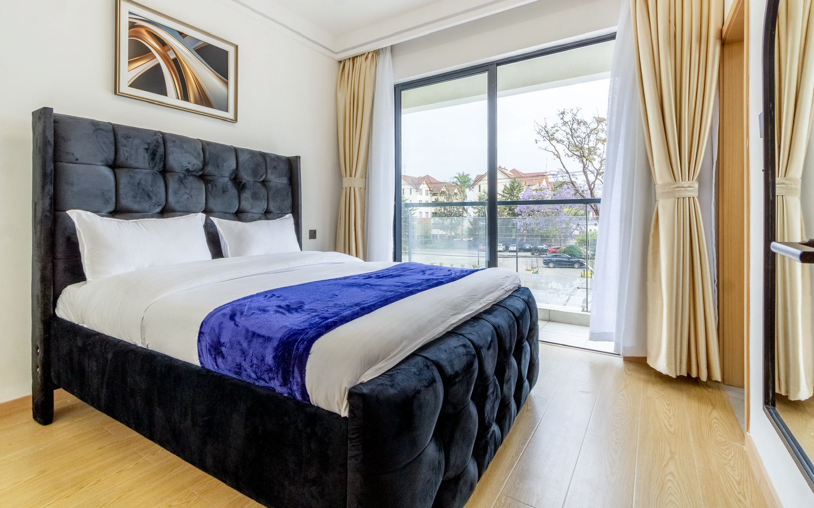 Classic Apartment, Balcony, City View | Desk, laptop workspace, iron/ironing board, free WiFi