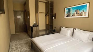 Standard Double Room, Courtyard View | In-room safe, blackout drapes, free WiFi, bed sheets