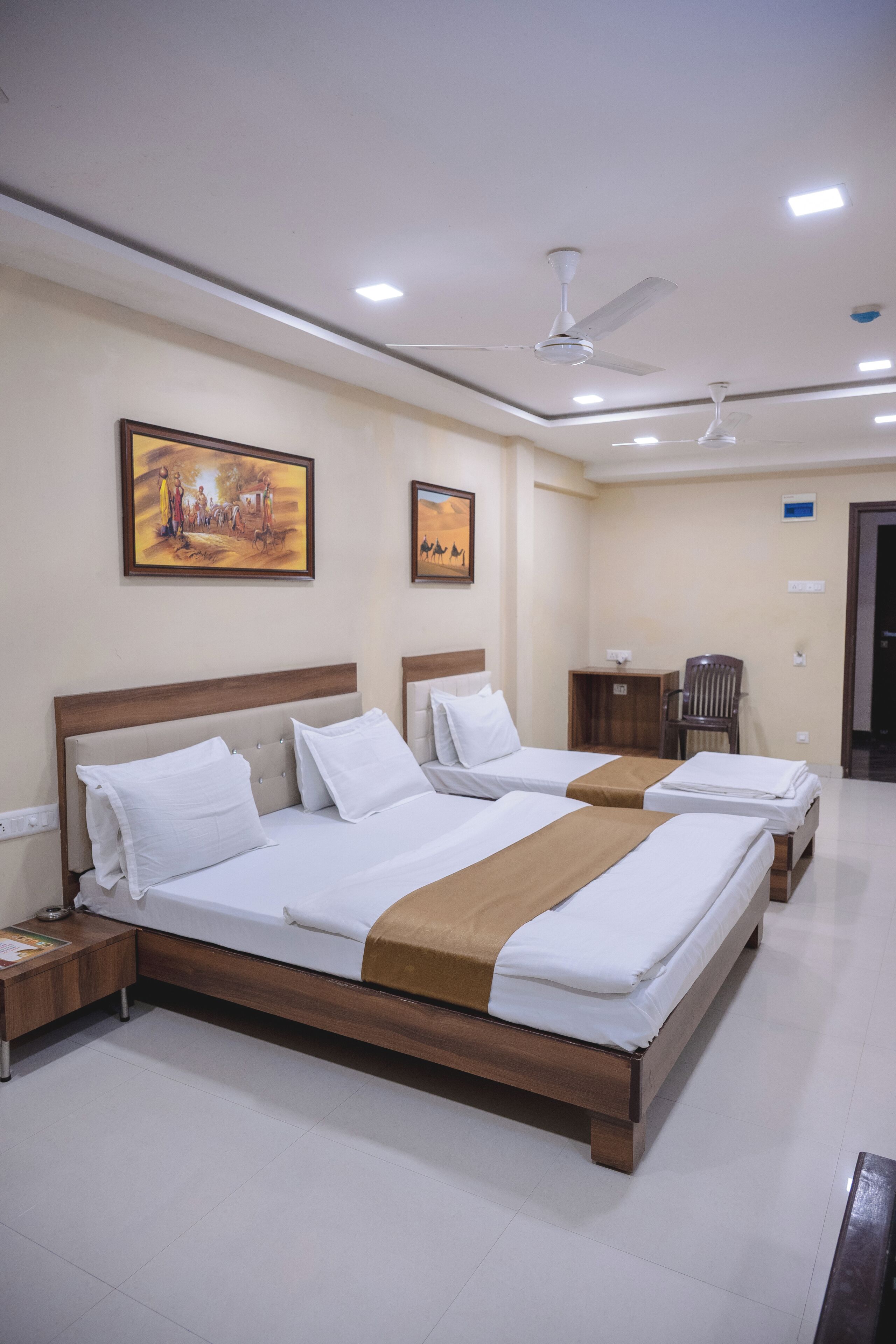 Deluxe Triple Room | Free WiFi