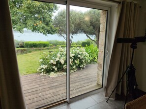 Interior - Contemporary seaside home, Gulf of Morbihan, (Arzon)