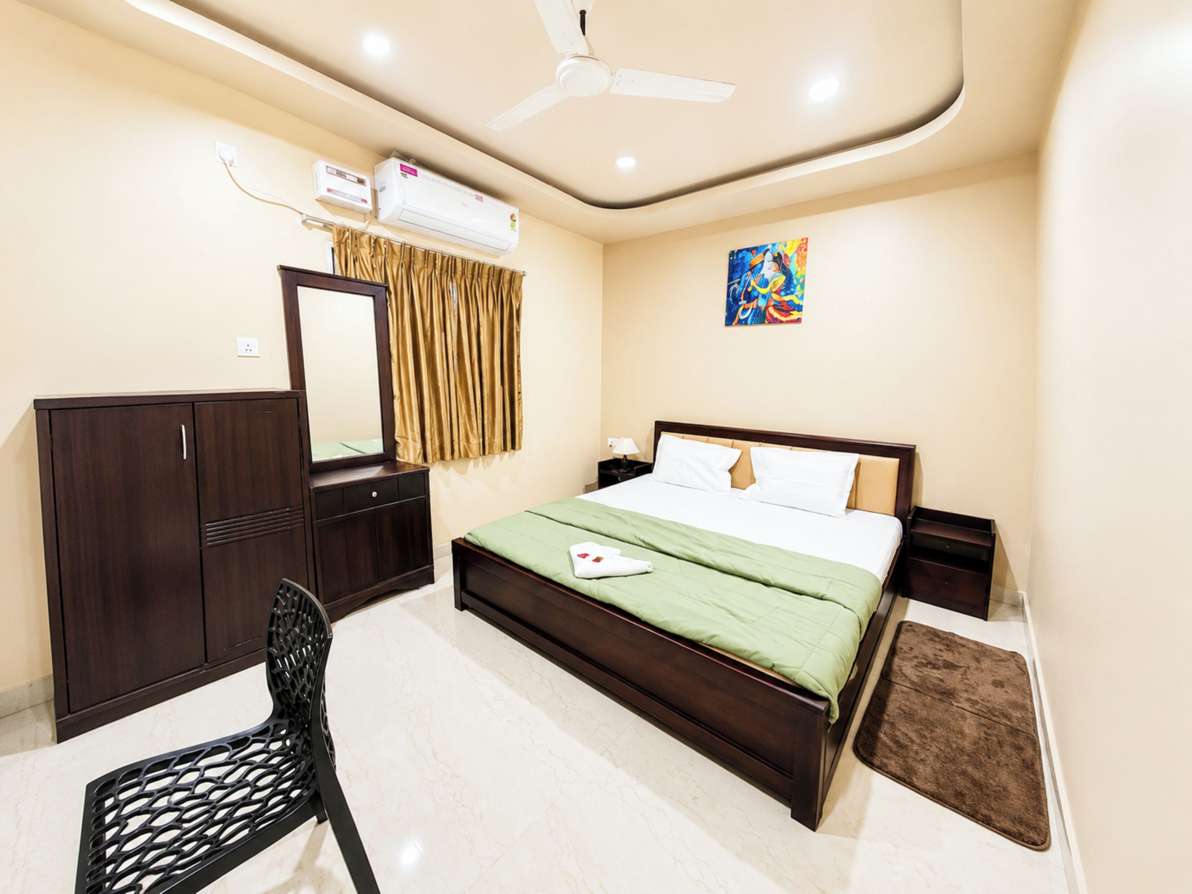 Deluxe Double Room, Penyaman udara | Peralatan tempat tidur hipoalergenik, meja, kalis bunyi, Wi-fi percuma 