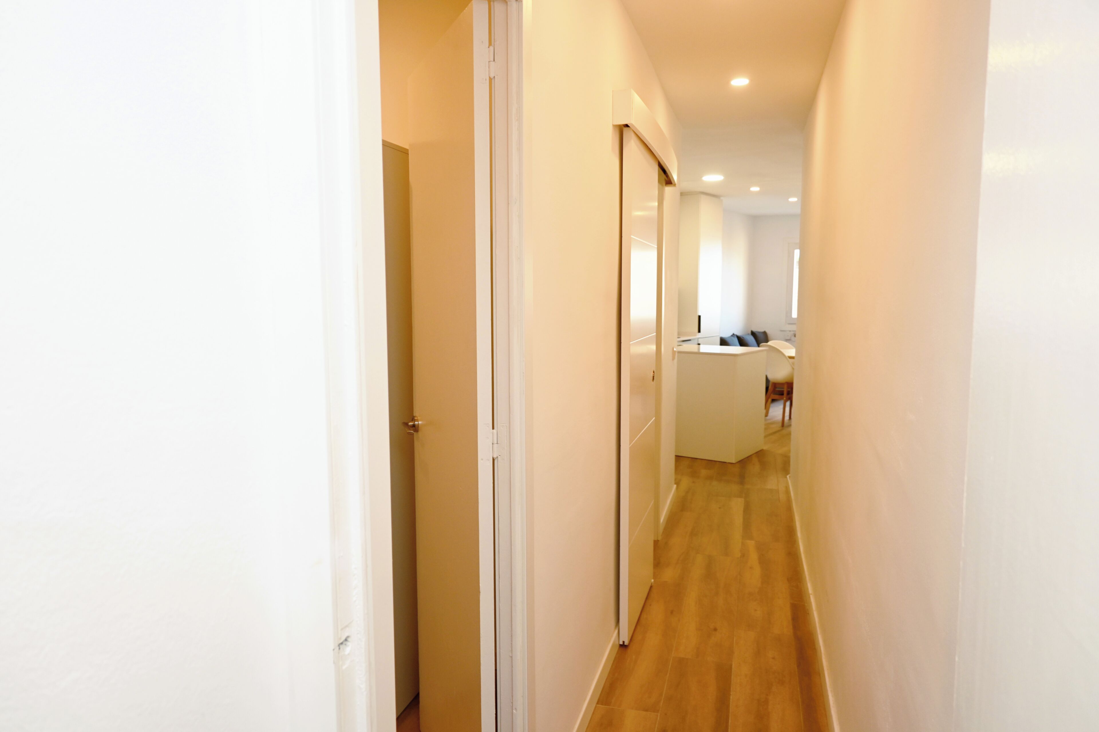 Comfort Apartment, City View | Interior