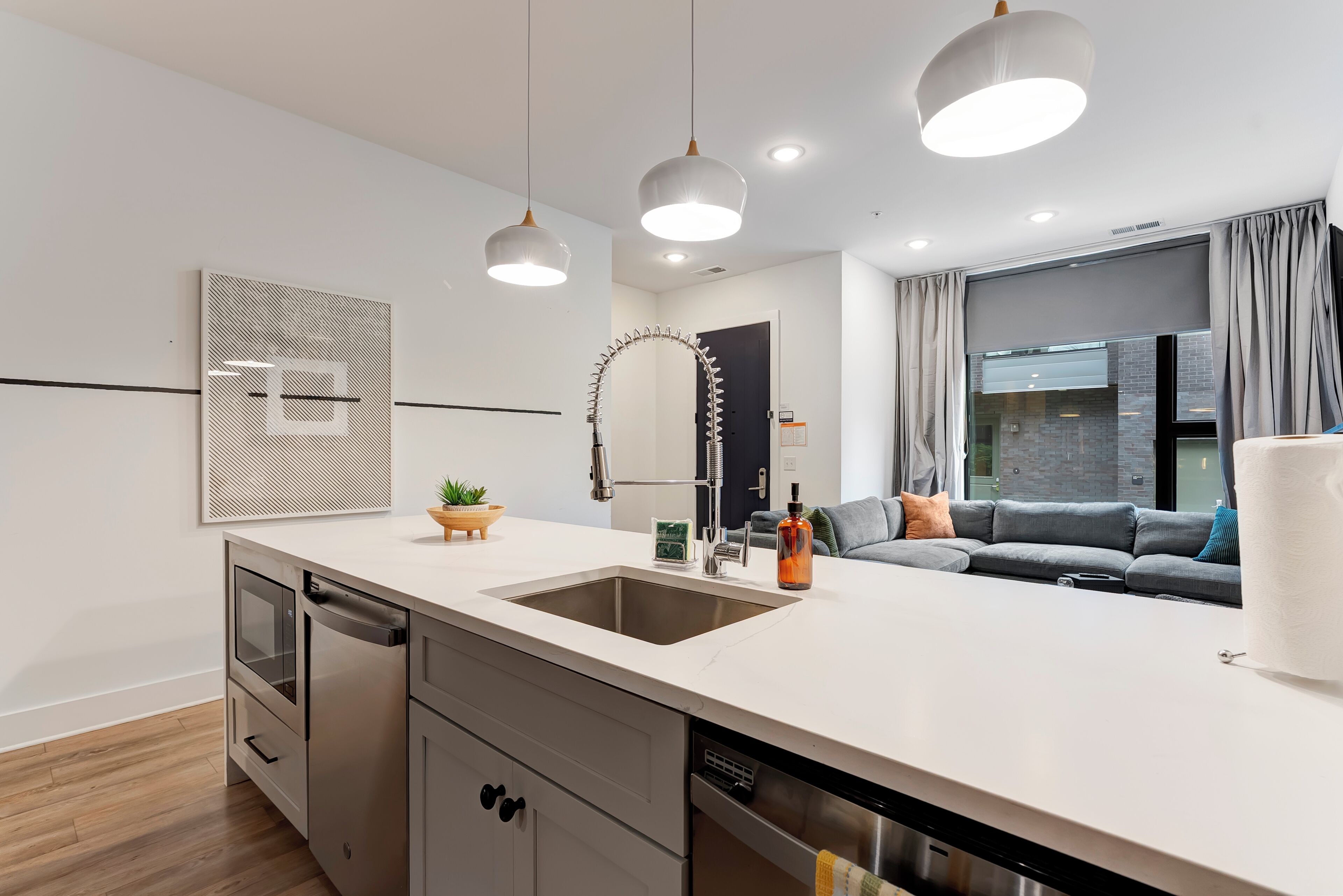 Villa, 4 Bedrooms, Ensuite, City View | Private kitchen | Full-sized fridge, microwave, oven, stovetop