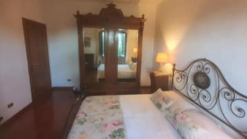 2 habitaciones, wifi gratis y ropa de cama
