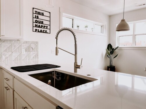 New Downtown Condo in Bentonville. Come Bike Play, Relax and Unwind