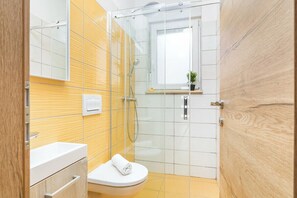 Bathroom - Elfi Apartment, Pula, Croatia (Pola)