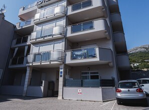 Apartemen (Modern Apartment Near The Sea) | Eksterior