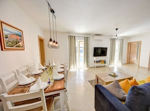 House (Guest house Gabriel with pool) | Dining room - Guest House Gabriel (Vodnjan)