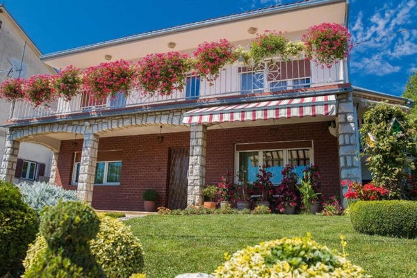 Apartment (Two Bedroom Apartment with Terrace) | Exterior