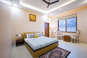 Iron/ironing board, free WiFi - ELIVAAS Lush Haven 4BHK Villa Pvt Pool (Jaipur)