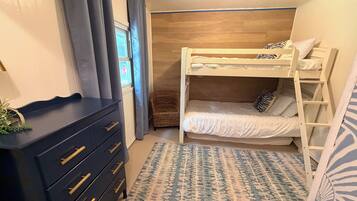 3 bedrooms, WiFi, bed sheets