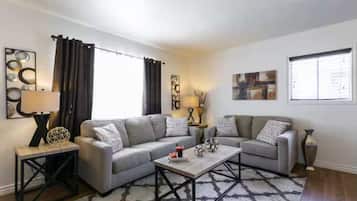 House | 1 bedroom