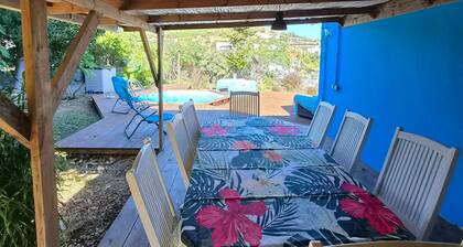 Villa with pool and air conditioning - 6 adults, 2 children
