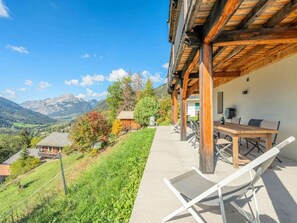 Chalet Etèla, terrasse, Châtel Réservation, vacances ski montagne famille