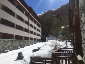 Property grounds - Spacious central apartment - 6 guests (Val-d'Isère)