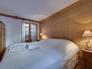 3 bedrooms, free WiFi, bed sheets - Spacious central apartment - 6 guests (Val-d'Isère)