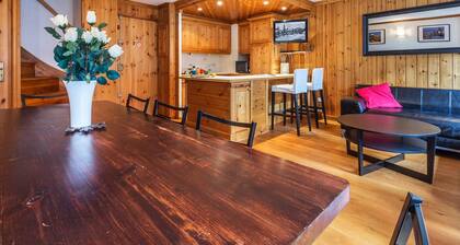 Comfortable apartment with covered parking - 10 guests