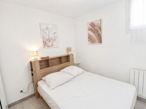 Room - Apartment with marina view - 6 guests (Sète)