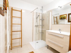 Bathroom - Charming AC T2 with view - 2/3 guests (Sète)