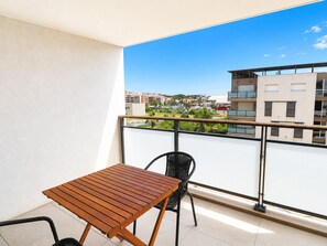 Outdoor dining - Charming AC T2 with view - 2/3 guests (Sète)