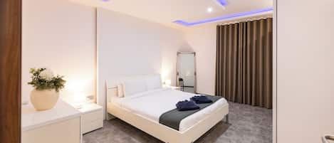 2 habitaciones, tabla de planchar con plancha y wifi gratis