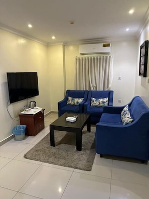 Junior Suite, Sea View | Living area - Durrat Al Masaken Serviced Apartment (Al Khobar)