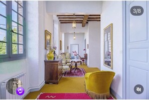 Interior - Estate for rent from May through October (31560 Gibel)