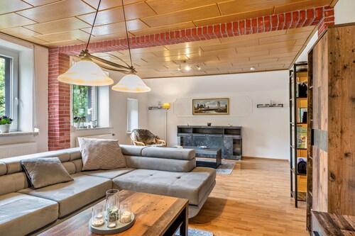 Apartment „Haus Nala“ mit privater Terrasse, Garten und WLAN