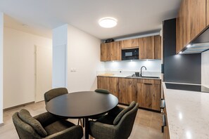 Dining - CIMES B105C By Avecoeur (Briançon)