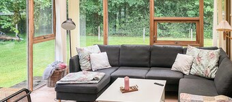 4 bedroom gorgeous home in Højslev