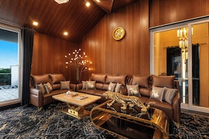 Lobby - Raj Farm by ELIVAAS 3BHK Villa with Pool (Danokri)